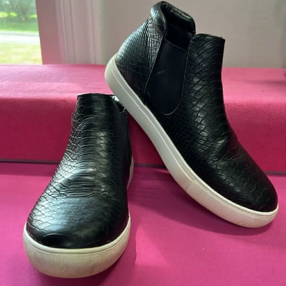 Coconuts by Matisse Slight Platform Sneaker 8.5